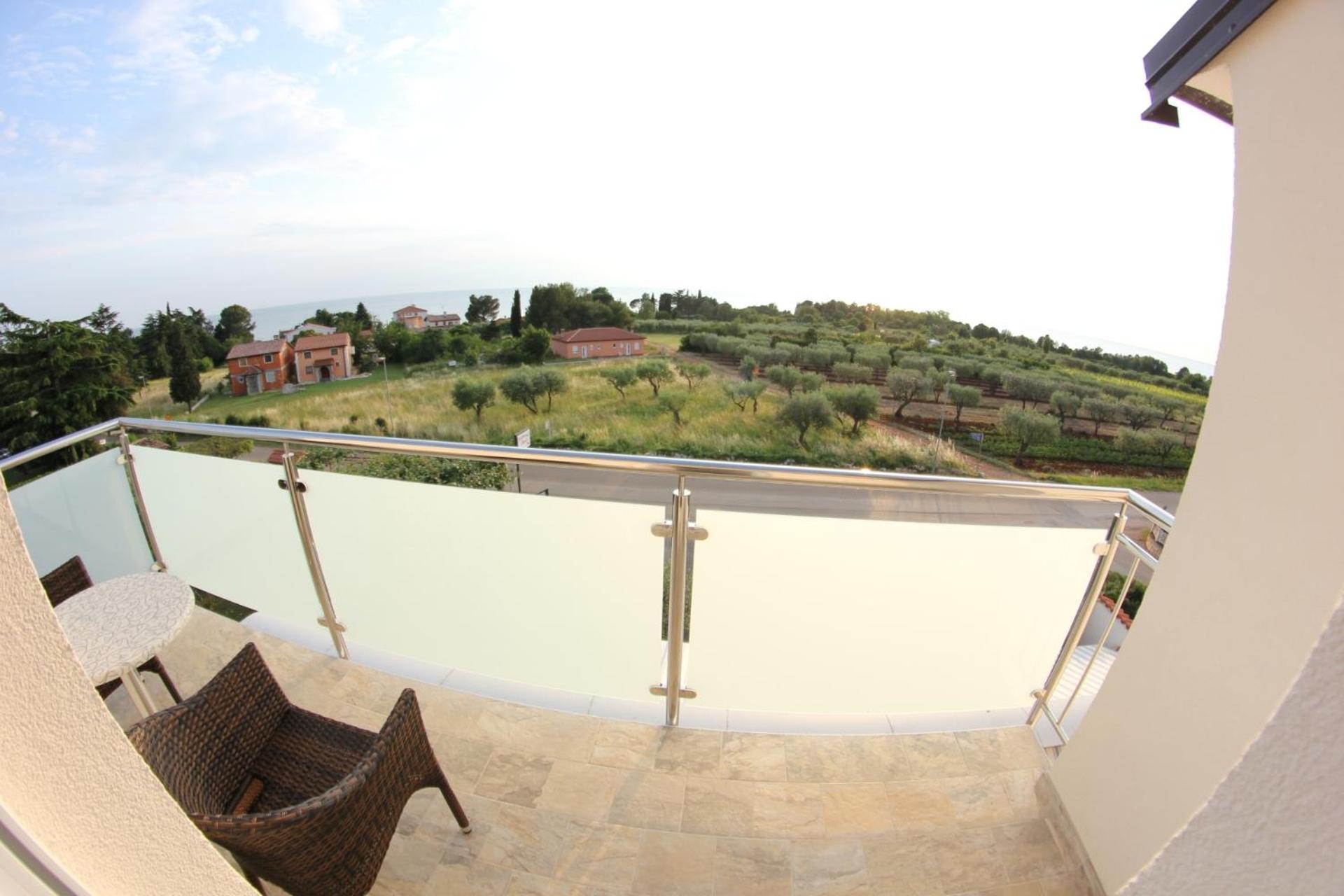 Villa Badi Lovrečica Rum bild