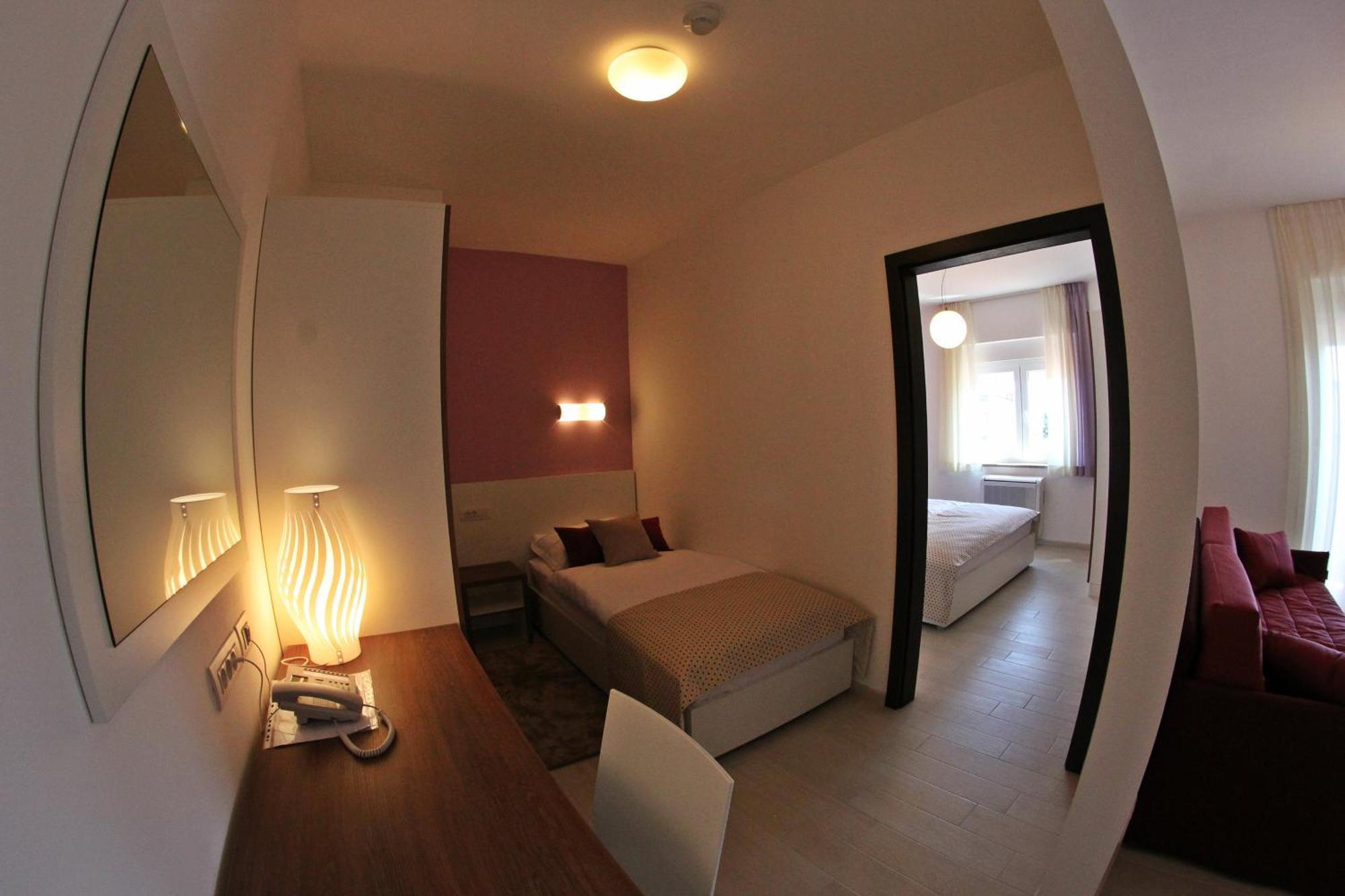 Villa Badi Lovrečica Rum bild