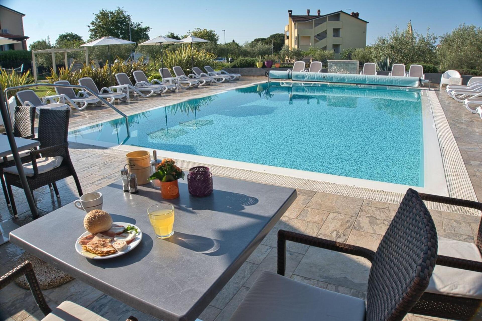 Villa Badi Lovrečica Exteriör bild