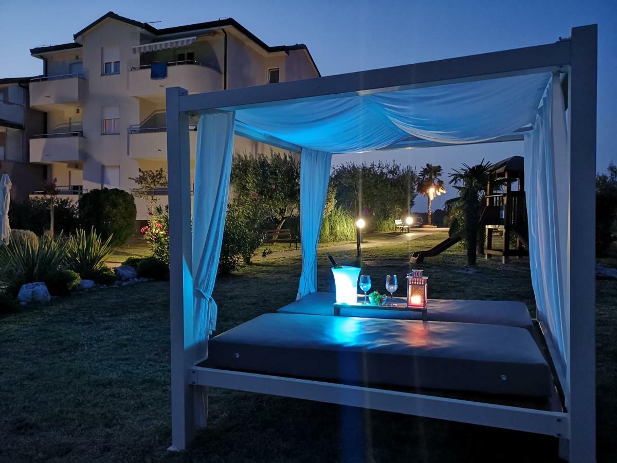 Villa Badi Lovrečica Exteriör bild